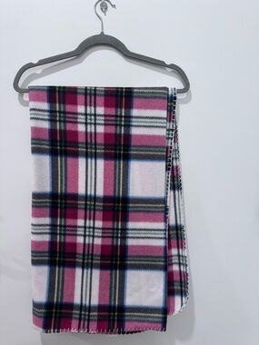 Old Navy Multicolor Plaid Throw